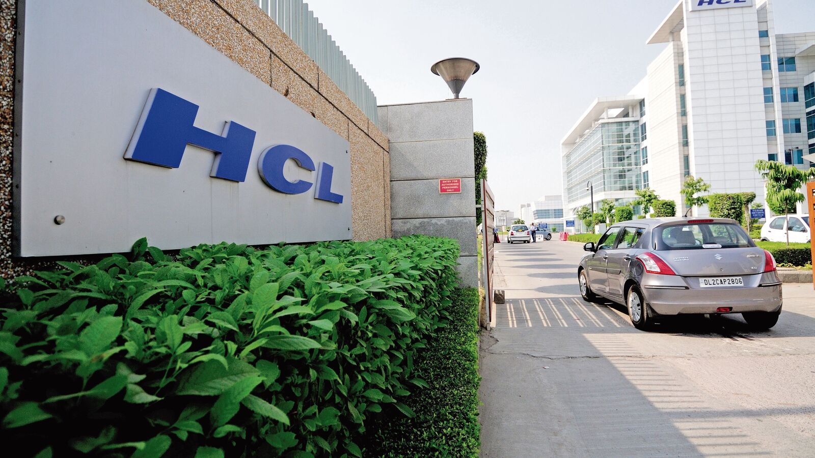 HCL Tech announces major changes to variable pay policy – who will benefit? When will employees walk? Details here