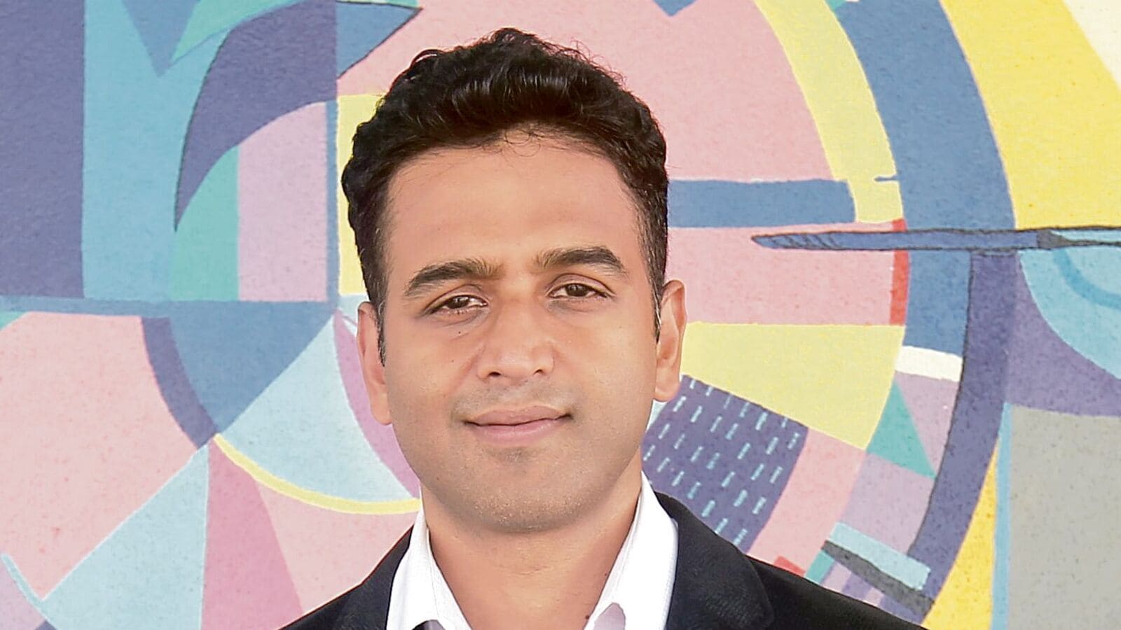 ‘Tends to influence the poor’: Nithin Kamath flag challenges of digital on board for rural users on fintech platforms