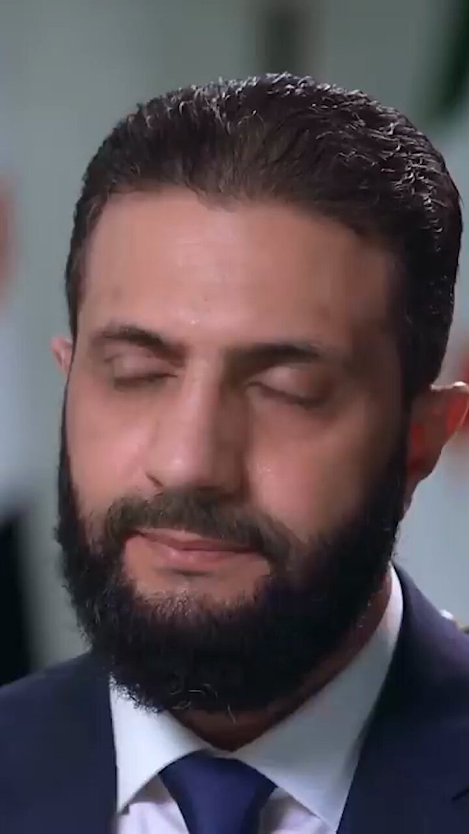 هل تشكّين في ذلك؟.. ردّ أحمد الشرع على مذيعة CBS حول وصف ترامب له ب”الوسيم” #سوشال_سكاي