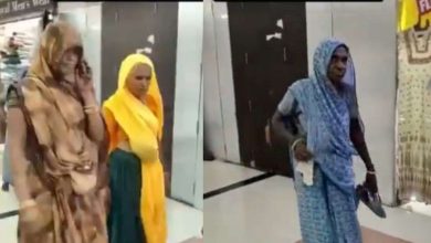 The village grandmother saw the bright floor of the mall and did something like that even the viewers were shocked, they would be stunned to see the innocence in the viral video.
