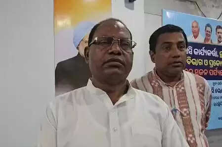 Odisha Congress Leader Ramchandra Kadam IPS Y. Question for CBI investigation in the Puran Kumar case