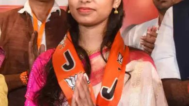 Bihar meeting elections: BJP gives ticket to folk singer Maithili Thakur of Alinagar