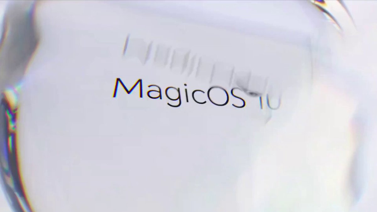 اونر حدثت واجهتها كليا. صارت تعتمد على الزجاج. عناصر وويدجت شفافة. اسمها MagicOS 10. اتوقع…