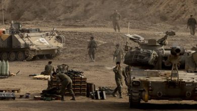الجيش الإسرائيلي يحمي مجموعات مناهضة لحماس في غزة ويطلق النار على كل من يقترب