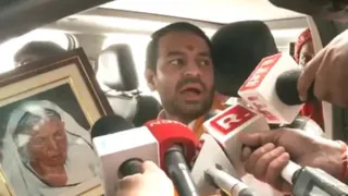 Tej Pratap Yadav came out for nomination with grandmother’s photo, said a big thing about Lalu-Rabri – Tej Pratap Yadav nomination wears grandmother’s photo talks about Lalu and Rabri