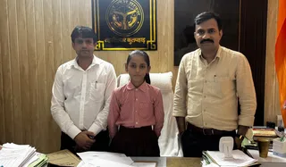 Students became SDM and Tehsildar for a day said – We will also become officers – students become SDM tehsildar for a day aspiring to be officers