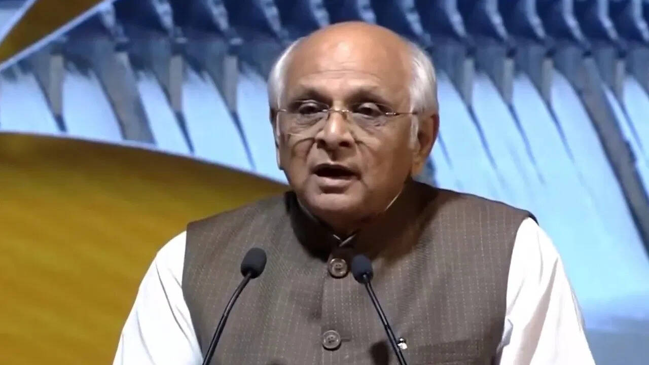 All ministers except CM Bhupendra Patel resigned, new ministers will be sworn in today