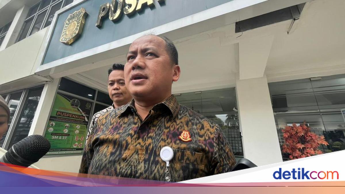The former head of West Jakarta, Iwan Ginting, was also removed due to allegations of embezzlement