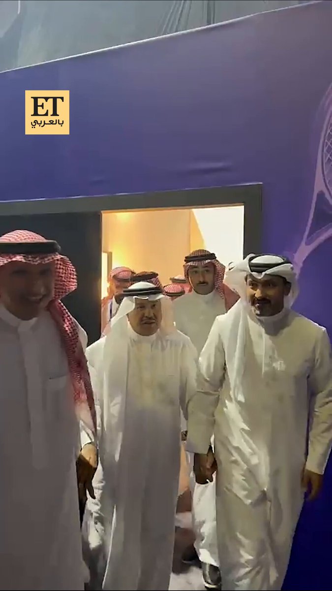 في Joy Forum، لحظة مميّزة جمعت محمد عبده مع شاروخان وسلمان خان و سالم الهندي يقدم محمد عبده…