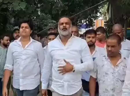 Another rebel JDU MLA, Sudarshan Kumar from Barbigha filed nomination as an independent.