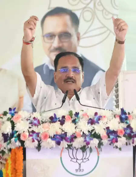 Aam Aadmi Party spreading confusion on pollution: Virendra Sachdeva