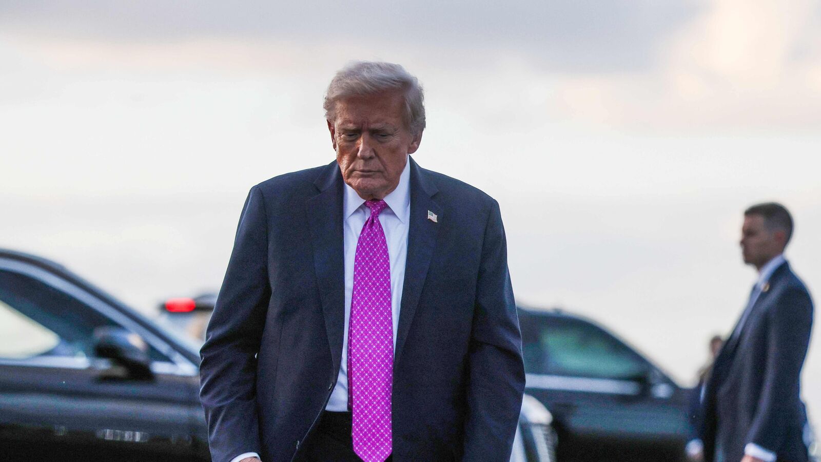 Donald Trump May Need Hip Replacement Surgery to ‘Stay Mobile’? Submit claims to…
