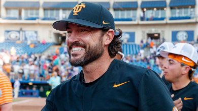 Who is Tony Vitello? Tennessee coach nears San Francisco Giants’ managerial deal in MLB shakeup