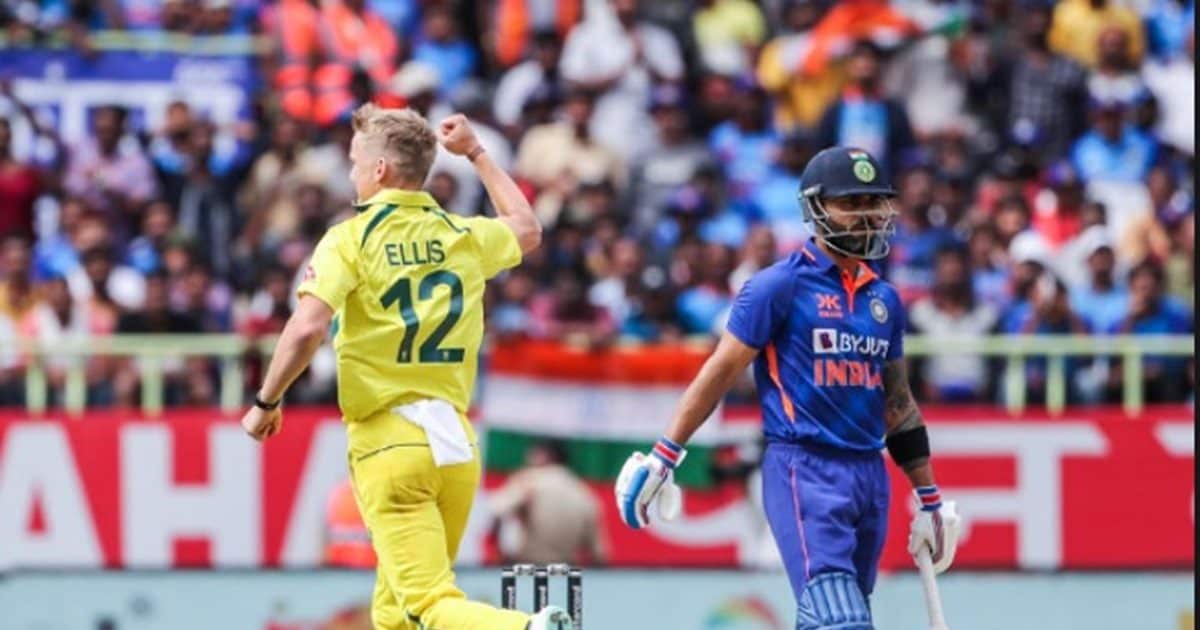 Virat Kohli bowled: Kohli failed in practice, bowled local bowler.