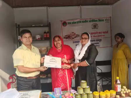 ‘UP Trade Show-Swadeshi Mela 2025’ concluded in Noida, sales worth Rs 1.5 crore