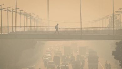 Delhi records AQI above 400 in some areas; sky turns ‘serious’ on Diwali night