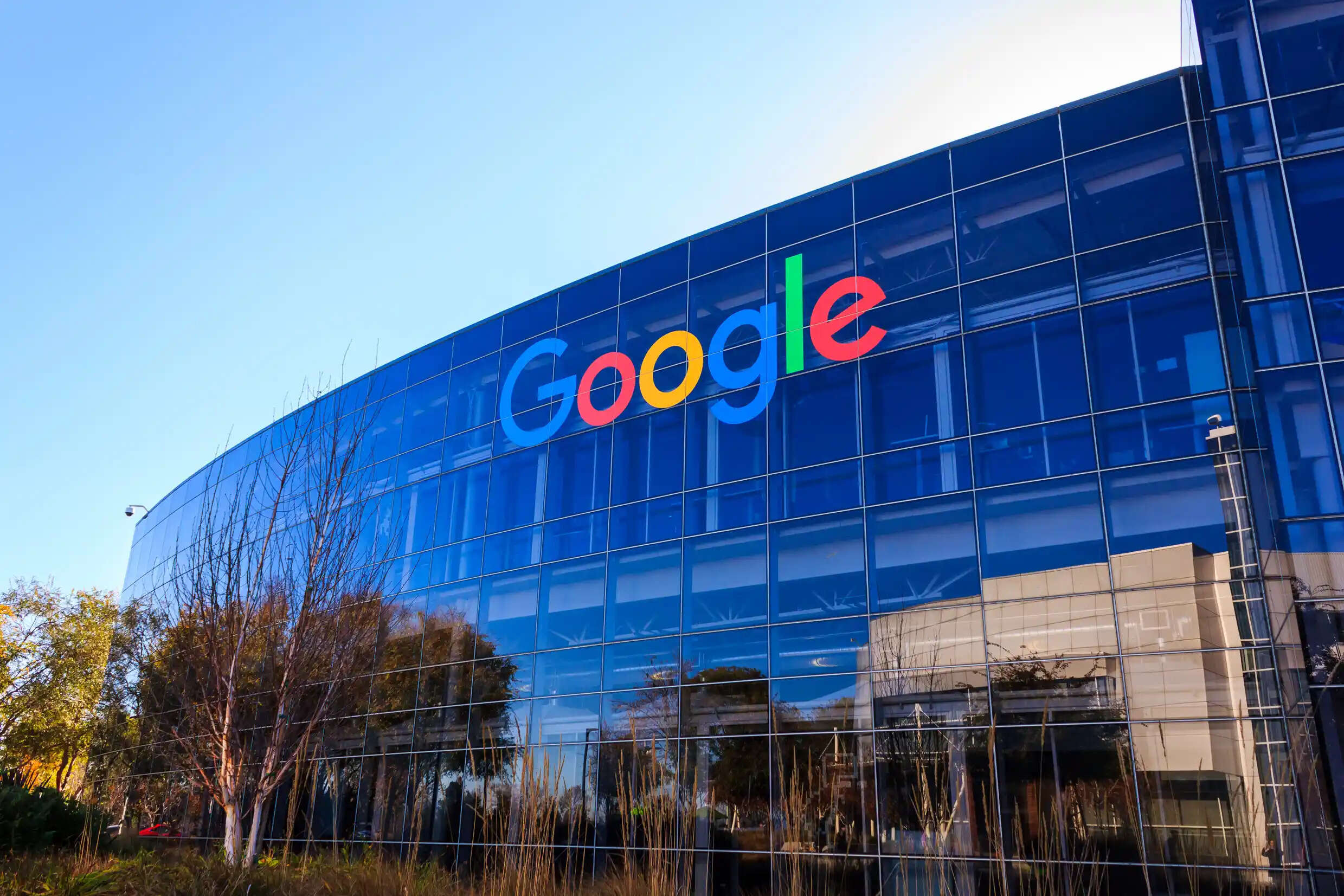 Google’s Diwali offer: Get 2TB cloud storage and premium features for just ₹ 11