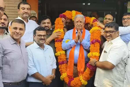 Gujarat: Kanubhai Desai gets important responsibility in cabinet, workers welcome big time