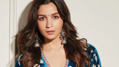 Which colors to wear on Diwali, which to avoid?