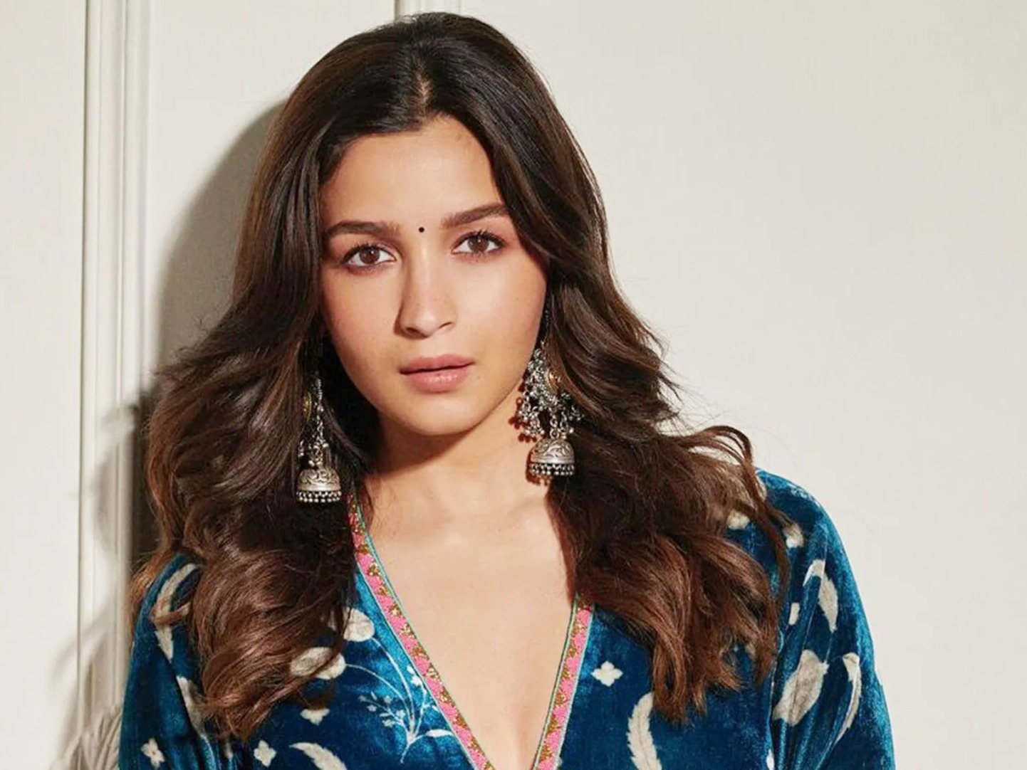 Which colors to wear on Diwali, which to avoid?