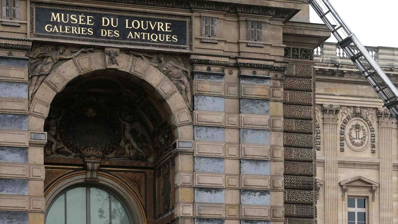 Louvre museum robbed in broad daylight: Detailed list of eight stolen jewels revealed