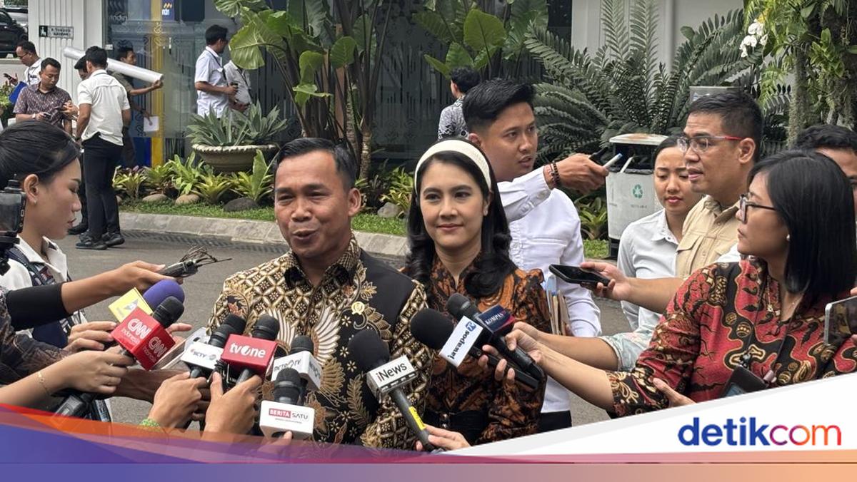 Ministers arrive at the palace ahead of the Prabowo-Gibran 1-year cabinet session