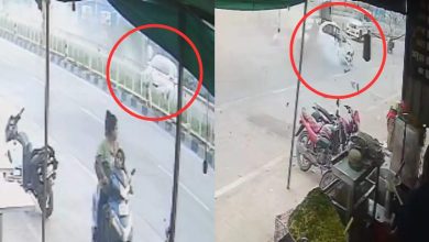 A terrible accident happened because of the car driver who lost balance, your eyes will be teary after watching the video.