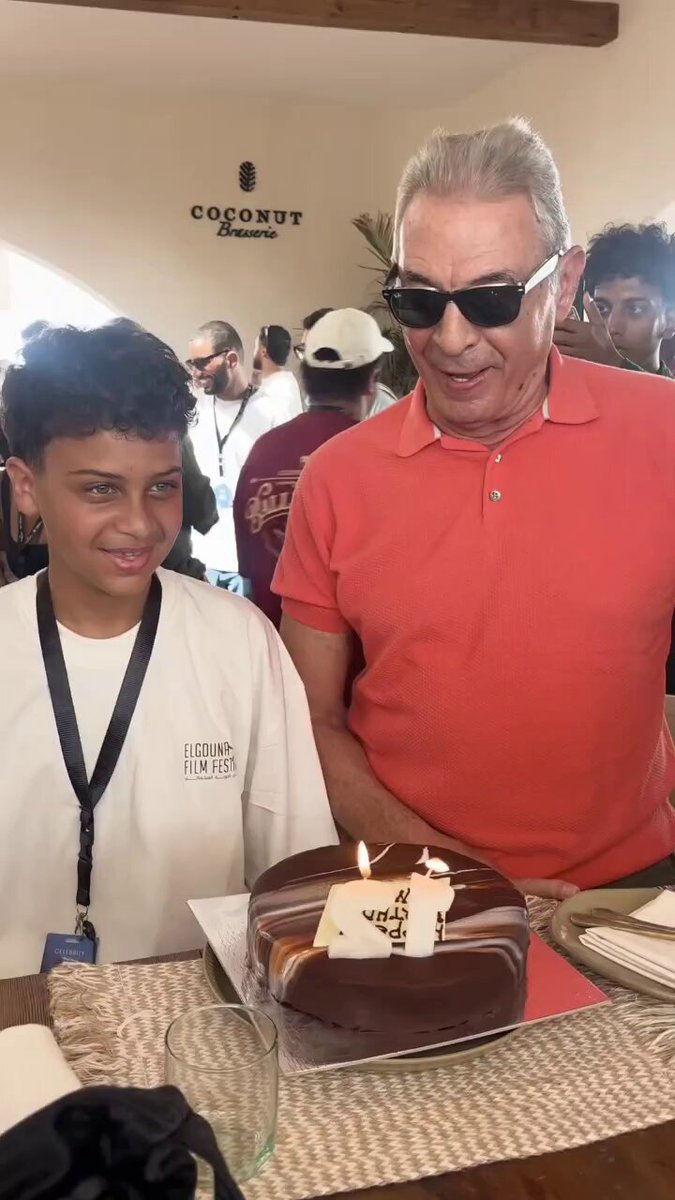 محمود حميدة يحتفل بعيد ميلاد حفيده “حسن” بحضور يسرا، أحمد مالك، أشرف عبد الباقي، وطه الدسوقي