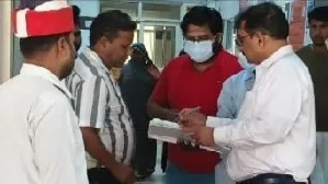 What did the CMO see in the VIP room that infuriated him? Arrived suddenly on the day of Diwali – cmo inspects hospital angry about vip room dirtiness