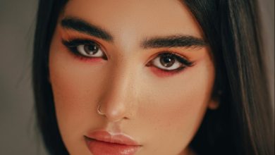 الحواجب العريضة أم الرفيعة؟. شاهدي تقنيات تجميلية لتحديد الشكل المثالي لملامحك