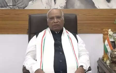 Ambika Soni’s husband Uday Soni dies, Congress president Mallikarjun Kharge expressed grief
