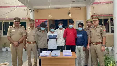 Noida: Mobile theft and robbery gang caught, 5 arrested