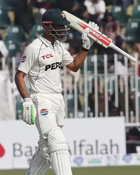 Shafiq-Masood’s half century against South Africa, Pakistan lost 5 wickets on the first day