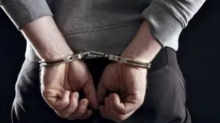 People are being converted to Christianity by luring them… Conversion gang arrested in Bareilly, three arrested – Three arrested for conspiracy to convert under the guise of a coaching center