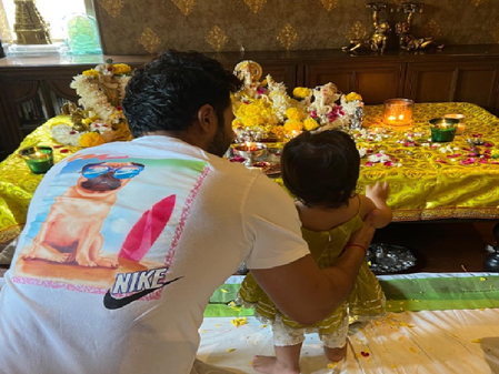 Varun Dhawan was seen celebrating Mother Lakshmi with his ‘ghar ki Lakshmi’, showed a beautiful glimpse of his daughter