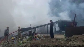 Himachal: Fire broke out at 4 places in Mandi on Diwali, machinery burnt in dump site, woman rescued from burning house in conflict, VIDEO – himachal pradesh fire incidents in mandi on diwali woman rescued