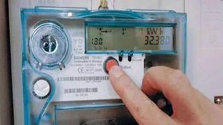 Smart meter: cyber fraud on doctor in the name of smart meter update, 15000 rupees stolen from account – cyber fraud doctor cheated 15000 in smart meter update scam