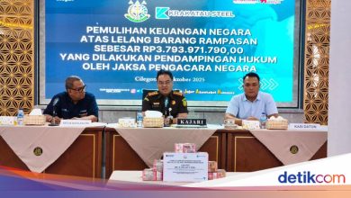 Land seized in corruption case sold at auction, prosecutor returns IDR 3.7 billion to state