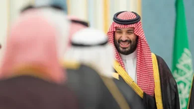 ولي العهد السعودي يستقبل الأمراء والعلماء والوزراء وجمعًا من المواطنين الذين قدموا للسلام عليه