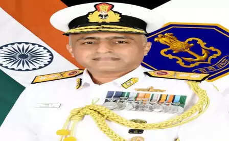 Mumbai: Rear Admiral Shantanu Jha, NM takes command of Maharashtra Naval Area