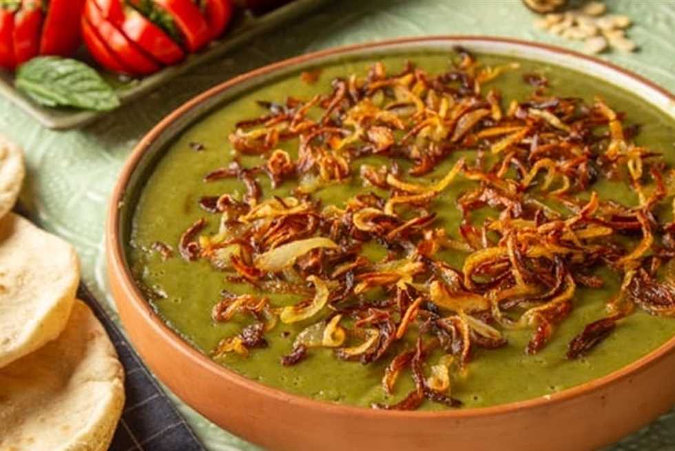 البصارة المصرية.. وجبة دافئة تتصدر موائد المصريين في الخريف (الطريقة خطوة بخطوة)