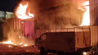 A massive fire broke out in the blanket factory in Panipat due to the spark of fire crackers, there was chaos all around; This is how employees saved their lives – a firecracker caused a massive fire at a blanket factory in Panipat causing widespread pani