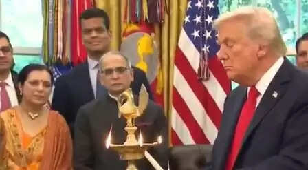 President Trump celebrated Diwali at the White House, congratulated PM Modi by phone; Prime Minister resigns