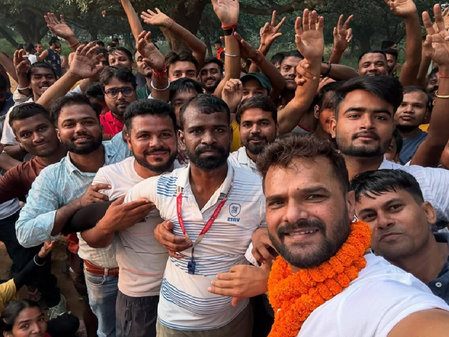 Before the Bihar assembly elections Khesari Lal Yadav got support from the youth, the singer was happy.