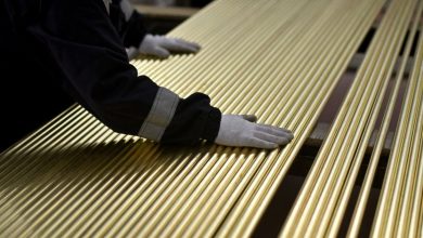 Zinc rises for the third day ahead of a looming supply shortage