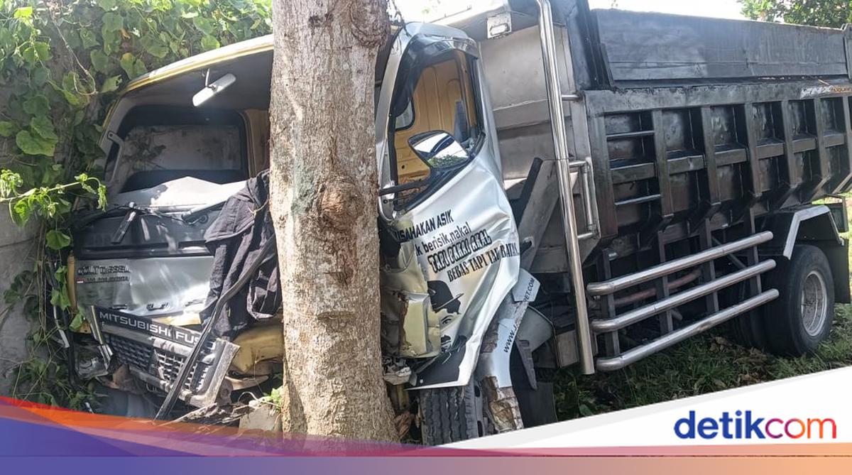 Lombok teenager driving truck hits and kills mother and child