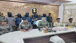 Latehar Police takes major action against criminals, arrests five henchmen of Rahul Singh gang with pistol – latehar police arrests 5 gang members with pistol