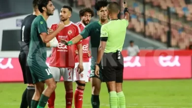 في 7 دقائق.. طردان يشعلان مباراة الأهلي والاتحاد السكندري