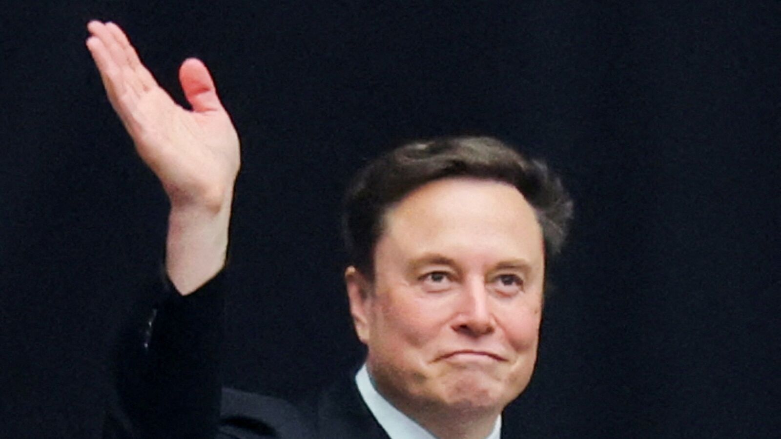 Elon Musk’s new vision for Tesla is to control the company’s ‘robot army’; says ‘Optimus would be an amazing surgeon’