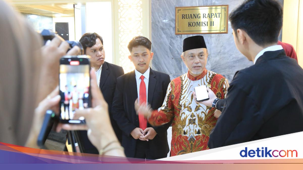 Deputy Head of DPD invites Indonesian parliamentary youth to realize productive democracy